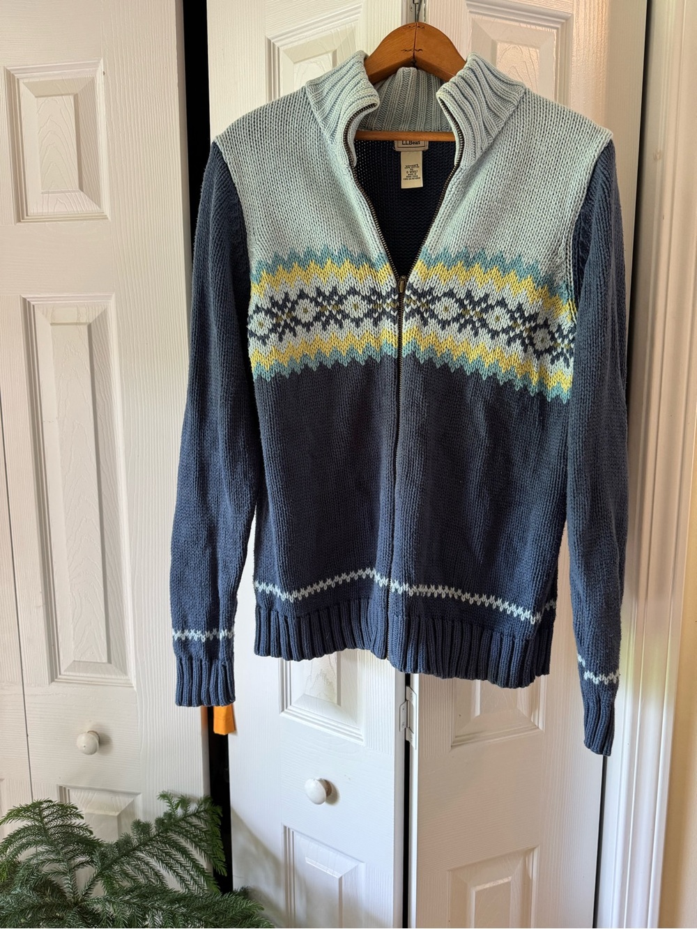Vintage L.L. Bean Zip Up Winter Knit Jacket